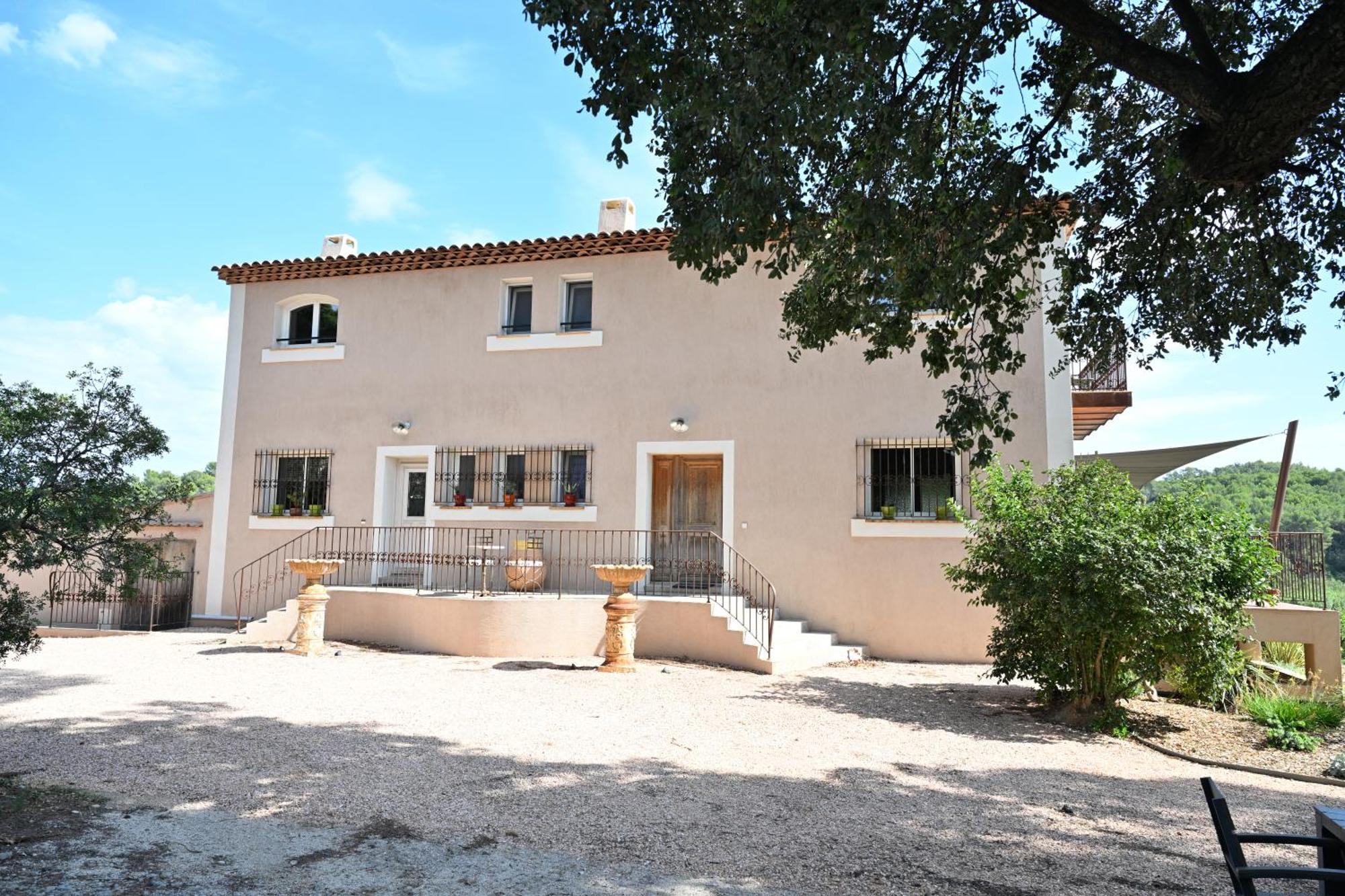 Sous Les Pins Gites Et Chambres D'Hotes La Londe-les-Maures Bagian luar foto